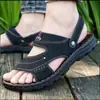 Sandalias de Nuevo Estilo 2026 para Hombre, Estilo Verano, Punta Abierta, Transpirables, de Doble Propósito, Calzado Casual de Playa, Sandalias y Chanclas de Suela Gruesa para Personas de Mediana Edad