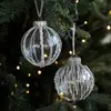 Bola de Plástico Transparente de 8 cm Bola de Navidad Rayada Polvo Pegajoso Perla Blanca Bola Colgante Decoración de Árbol de Navidad Escena