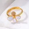 Anillo de Perla, Pendientes, Colgante, Juego de Tres Piezas Microincrustado, Flor de Cuatro Pétalos, Concha Rota con Goteo de Aceite, Lujo Retro DIY Accesible de Gama Alta
