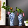 Jarrón de Cerámica Azul y Blanco Estilo Chino Wabi-Sabi, Adornos Decorativos de Alto Nivel para Arreglos Florales, Recipiente Creativo para Flores Estilo Chino para Sala de Estar, Estilo Tradicional
