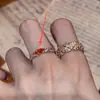 Anel de Diamante Gota D'água em Forma de Losango Dourado Vintage Estilo Francês, Moda de Nicho, Luxo Leve Exquisito, Design Versátil, Anel com Sensação de Alto Padrão