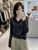 Camiseta de manga larga estilo americano, corte regular, con botones para mujer, nuevo diseño de otoño, estiliza y es versátil, perfecta como capa base o como top, A14236