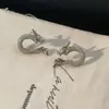 Novos Brincos de Dragão do Zodíaco Estilo Chinês para Mulheres, Luxo Leve, Acabamento Requintado, Brincos Elegantes, Acessórios Versáteis Únicos de Alta Moda