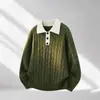 Suéter de gola polo com blocos de cor, outono/inverno 2026, unissex, caimento solto, versátil, trançado, estilo inspirado em dopamina