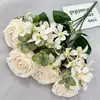 Venda direta da fábrica de flores artificiais novas: lírios de 7 pétalas e rosas de borda ondulada combinados para arranjos florais e flores artificiais decorativas