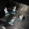 Pendientes de conejo con microincrustaciones de diamantes, bonitos y encantadores, con colgante de topacio azul cielo natural de imitación, bonito anillo abierto de conejo para mujer.