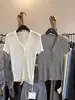 Top de Punto Frutal de Doble Capa con Cuello en V para Mujer, Nuevo Estilo Francés Verano 2026, Versátil, Ajustado, Blusa de Manga Corta