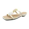 Sandalias de Verano 2026 Estilo Nuevo Cuadrado Francés sin Cierre para Mujer, Tacón Grueso Estilo Playa Hebilla de Concha Zapatos para Mujer Talla Grande