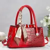 Bolso de hombro para mujer con textura de cocodrilo y estampado de peces, elegante y con estilo, versátil para el trabajo, bolsa tipo tote de gran capacidad, venta al por mayor para comercio exterior