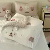 2026 Novo Ins Desenho Animado Fofo Um Lado Malha de Leite Algodão Um Lado Veludo de Feijão Calmante Colcha de Primavera Outono Colcha de Inverno Colcha