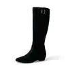 Botas altas de cuero suave, corte relajado, para mujer, nuevo estilo otoño/invierno, retro, botines, punta fina estilo francés, efecto adelgazante, botas de caña alta, botas altas
