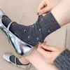 Meias bege de comprimento médio para mulheres, meias florais retrô japonesas da moda de outono, combinadas com sapatos Birkenstock, meias largas para outono e inverno