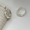 Pendientes Amplios Sencillos Exagerados de Diseño de Nicho Mismo Estilo que la Girasol Ouni Aguja de Plata S925 Pendientes Circulares de Alta Gama