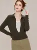 Top de punto con cuello estilo retro coreano, dos piezas simuladas, para mujer, nueva colección otoño 2026, diseño juvenil y elegante