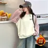 Novedades transfronterizas otoño e invierno sudaderas para niños medianos y grandes tops básicos de manga larga para niñas con estampado de lazo degradado europeo y americano
