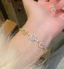 Pulsera Ajustable de Zirconia Cuadrada con Baño de Oro Real 2024 Estilo Nuevo Caliente Pulsera de Moda para Viajeros Pulsera de Celebridad de Internet para Mujeres