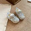 Sapatos de Menina Calçados Infantis Princesa Sapatos de Treino Alemães Tênis Esportivos de Plataforma 2026 Novo Outono Menina Bebê Sola Macia Calçados Casuais