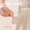 Mini Rodillo Quita Pelusa con Papel de Repuesto Desprendible, Cepillo Rodillo Pequeño Portátil, Removedor de Pelo y Pelo de Gato de Alta Viscosidad