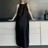 En stock Vestido Chaleco Minimalista Sin Mangas para Mujer Cuello Redondo Satén Caída Recto Holgado Vestido de Vacaciones