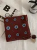 2026 Colgante de Borla para Año Nuevo Bufanda Cuadrada Ropa Artística Retro Combinación Bufanda Delgada de Seda Protección para el Cuello Bufanda Estilo Celebridad Nueva