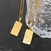 Moda INS nuevo collar para mujer colgante cuadrado tallado cadena para la clavícula chapado en acero inoxidable collar de oro real venta al por mayor