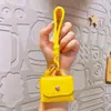 Bolsa de Cuero con Borla de Dibujos Animados Nueva y Linda Llavero Creativo Colgante para Bolsa Llavero de Coche Pequeño Regalo Venta al por Mayor