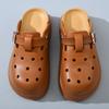 Zapatos de agujeros de suela gruesa para mujer para exteriores verano que aumentan la altura EVA baotou pies sin olor todo-combinable nuevas zapatillas resistentes al desgaste antideslizantes