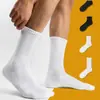 Calcetines de verano para hombre, finos, transpirables, de algodón, absorbentes de sudor, desodorantes, calcetines altos, calcetines deportivos para mujer, calcetines para parejas, fabricantes, venta al por mayor