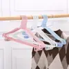 Perchero de ropa para el hogar antideslizante, sin costuras, de cobertura total, perchero de hierro forjado engrosado, perchero multifuncional con ganchos, perchero con recubrimiento de plástico