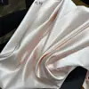 395 Vestido de Casamento Espesso de Cetim Cetim Cor Sólida Tecido Estampado Cetim Rígido e Crocante Vestido de Noite de Cetim Cor Champagne Cetim Espesso Branco