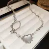 Collar de Corazón de Espina Nube Dulce y Fresca Chica Picante para Mujer, Diseño de Nicho con un Estilo Minimalista, Cadena para Clavícula con un Temperamento de Lujo Ligero y Versátil