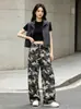 Calça casual com estampa camuflada retrô americana, novo estilo outono, com punhos de cordão ajustáveis, corte solto, calça de moletom esportiva de comprimento total