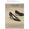 Zapatos de tacón de aguja alto con punta fina, color blanco roto mate, para mujer, nuevo modelo 2026, zapatos de piel suave de corte bajo, adecuados para el trabajo y entornos profesionales