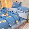 Juego de Cuatro Piezas de Colcha de Verano Estilo Dibujos Animados, Juego de Colcha Refrescante de Verano y Sábana Ajustable 100% Algodón, Juego de Tres Piezas para Dormitorio de Estudiantes, Colcha Delgada, Lavable a Máquina