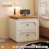 Mesita de noche usada para dormitorio del hogar, modelo nuevo 2026, lujo ligero con sensación de alta gama, mueble de almacenamiento de noche vintage negro