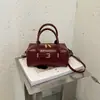 Otoño 2026 Bolso Cruzado de Hombro de Moda y Elegante Bolso de Mano de Alto Valor Bolso Boston Relajado y Único