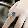 Anel de rosa coringa retrô banhado a prata anel de flor Mori oco moda coringa antigo vendas diretas da fábrica
