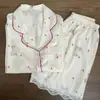 Pijama de oso chic y elegante con ribete de encaje, conjunto de shorts de manga corta de verano para mujer, adecuado para usar afuera como ropa de casa