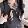 ¡Mantente Caliente con un Toque de Sofisticación! Bufanda Suave de Cuadros Retro Melard para Mujer, Bufanda Triangular de Alto Gama para Otoño e Invierno, Accesorio Decorativo