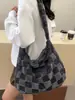 Bolso Cruzado de Gran Capacidad de Alta Gama para Viajes Transfronterizos Otoño e Invierno para Mujer 2025 Nuevo Bolso Cruzado de Felpa y Piel