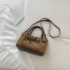 Bolsa Tote de Cor Sólida de Alto Valor Bolsa de Ombro Feminina Retrô Grande Capacidade para o Dia a Dia Bolsa de Mão Estilosa Individual