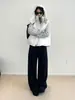 Colete de algodão com capuz estilo coreano, moda petite, estilo curto, jaqueta de design casual para outono e inverno 2026, moderno