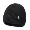 Nuevo Gorro de Lana de Invierno Protección contra el Frío al Aire Libre Protección para las Orejas Gorro Tejido Etiqueta de Parche R Gorro Individual Protección Cálida para las Orejas Gorro de Hielo Transfronterizo