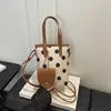 Bolso Mini Cubo Retro de Lunares Estilo Coreano para Mujer 2026 Nuevo Bolso de Mano Simple Bolso de Hombro Cruzado Bolso para Teléfono