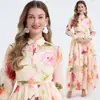 Foto Real de Vestido Estampado de Manga Larga Ajustado con Cinturón, Vestido Maxi de Cintura Alta con Dobladillo Amplio, Estilo Europeo y Americano