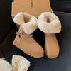 Primeiro Encontro Temporada Sola Grossa Forrado de Pelo Espessado Quente Sapatos de Algodão Meia-panturrilha Botas de Neve Estilo Inverno Feminino