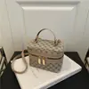 Outono de 2026 Novo Transfronteiriço Leve Fashionável Versátil Retrô Estiloso High-End Bolsa de Ombro Único Bolsa Caixa Transversal