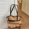 Bolsa de ombro única Xiaomi estilosa para mulheres, novidade do outono de 2026, grande capacidade, bolsa de mão de nicho, moderna, elegante, bolsa de axila
