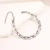 Pulseira Europeia e Americana Minimalista de Três Camadas Transfronteiriça para Mulheres, Pulseira de Aço Titânio Lâmina de Cobra Plana Leve Luxo Dourada, Não Desbota, Atacado