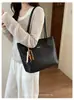 Bolso de mano tejido de alta gama de nicho transfronterizo para mujer, nuevo de verano 2026, gran capacidad, con cuentas, para ir al trabajo, de un solo hombro